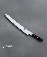 MAC Professional plátkovací nůž se zoubkovaným ostřím 270 mm