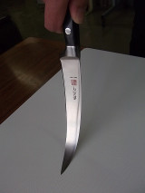 MAC Professional japonský kuchařský filetovací pružný nůž 175 mm