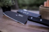 MAC Black japonský kuchařský santoku nůž s teflonem 170 mm